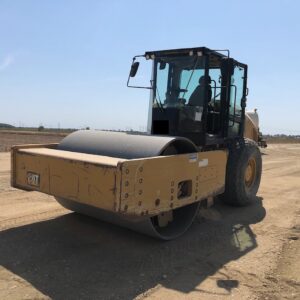 CILINDRU COMPACTOR CATERPILLAR CS76B an 2018